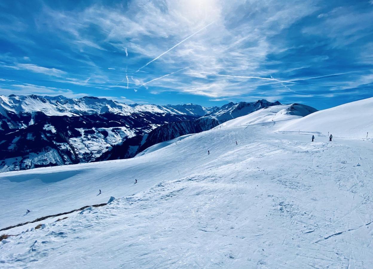 Modern Mountain Apart 2 - Directly By Skiing Area Рауріс Екстер'єр фото
